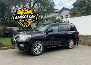 Photo - Toyota Land Cruiser Prado 2013 Black