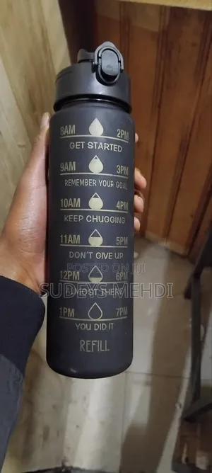Photo - Yes-Water Bottle 600ml | ዘመናዊ የውሃ ቦትል – Stay Fresh, Stay Cool!