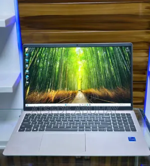 New Laptop Dell Inspiron 15 16GB Intel Core I7 SSD 512GB