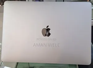 New Laptop Apple MacBook Pro 2022 M2 8GB Apple M2 SSD 512GB