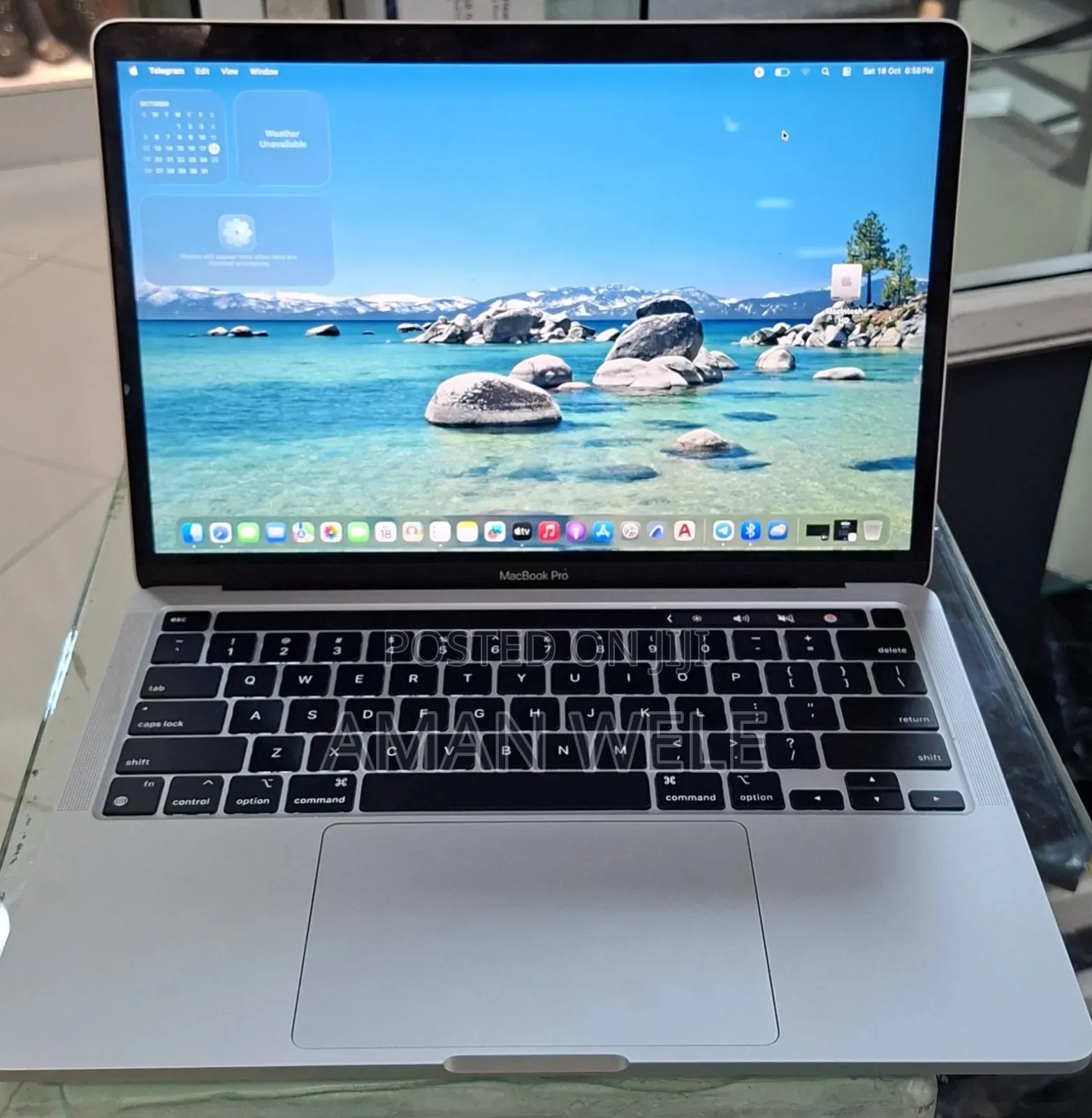 New Laptop Apple MacBook Pro 2022 M2 8GB Apple M2 SSD 512GB
