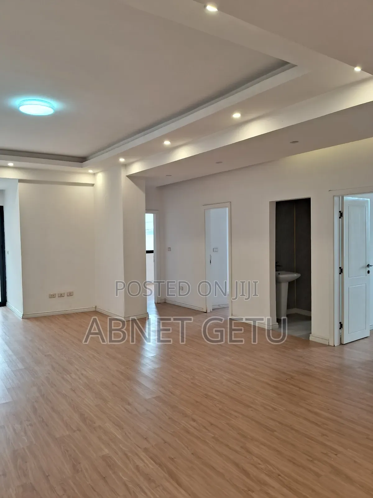 2bdrm Apartment in Jenboro Realestate, Bole for sale