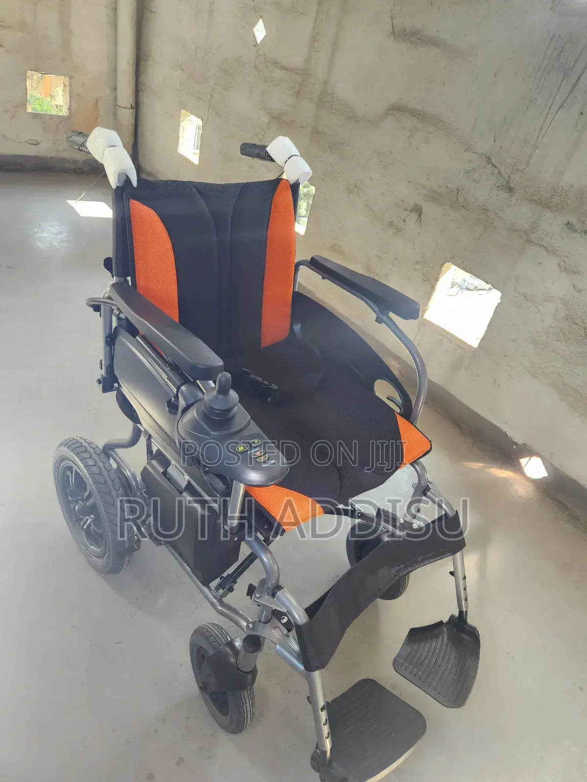 Wheelchair客運electrical Wheelchair垂下wheelchair庫藏wheelchair癲馬wheelchair