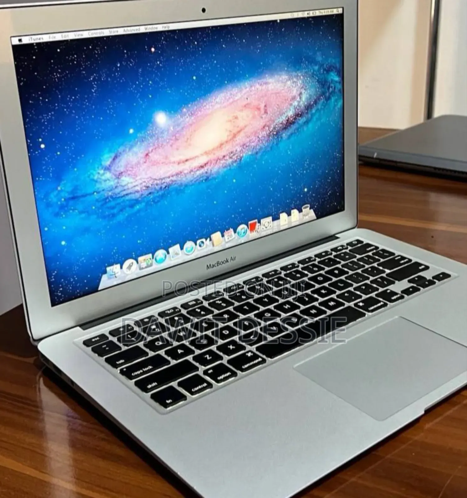 New Laptop Apple MacBook Air 2015 8GB Intel Core I5 SSD 256GB