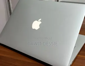 New Laptop Apple MacBook Air 2015 8GB Intel Core I5 SSD 256GB