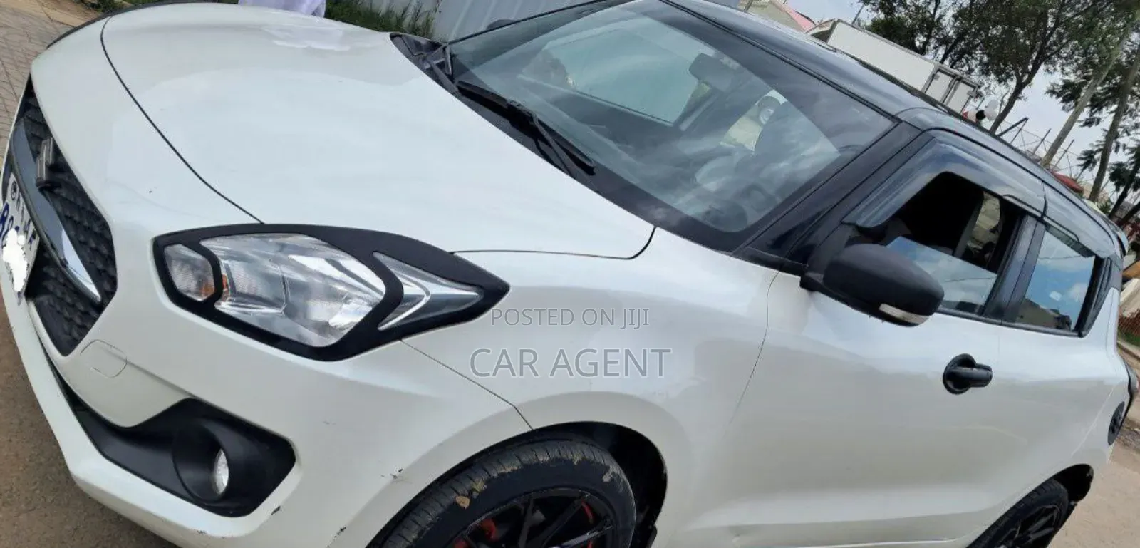 Suzuki Swift 2022 White