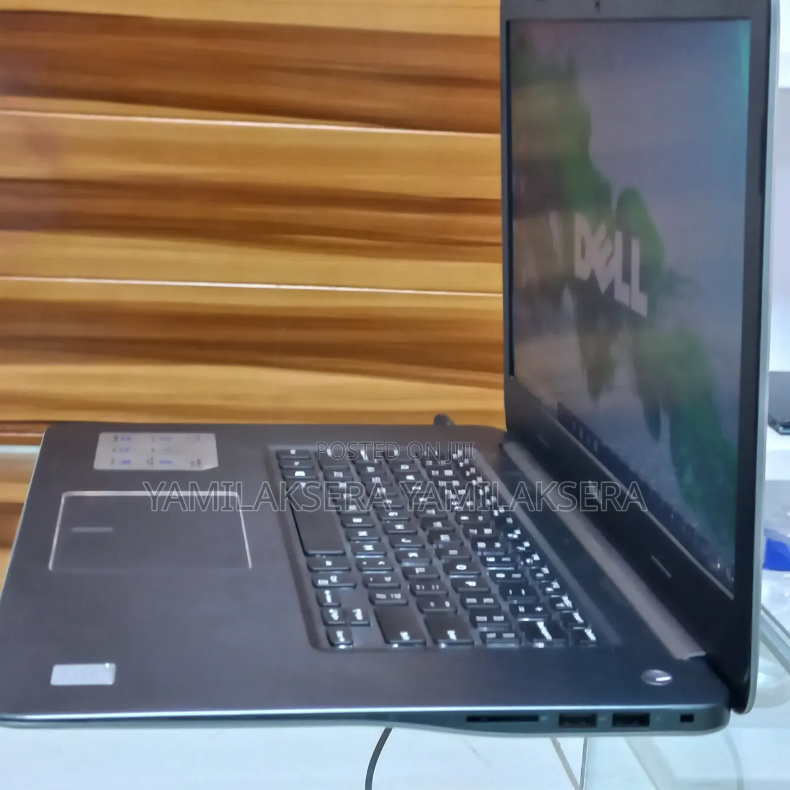 New Laptop Dell Inspiron 15 8GB Intel Core I7 HDD 1T
