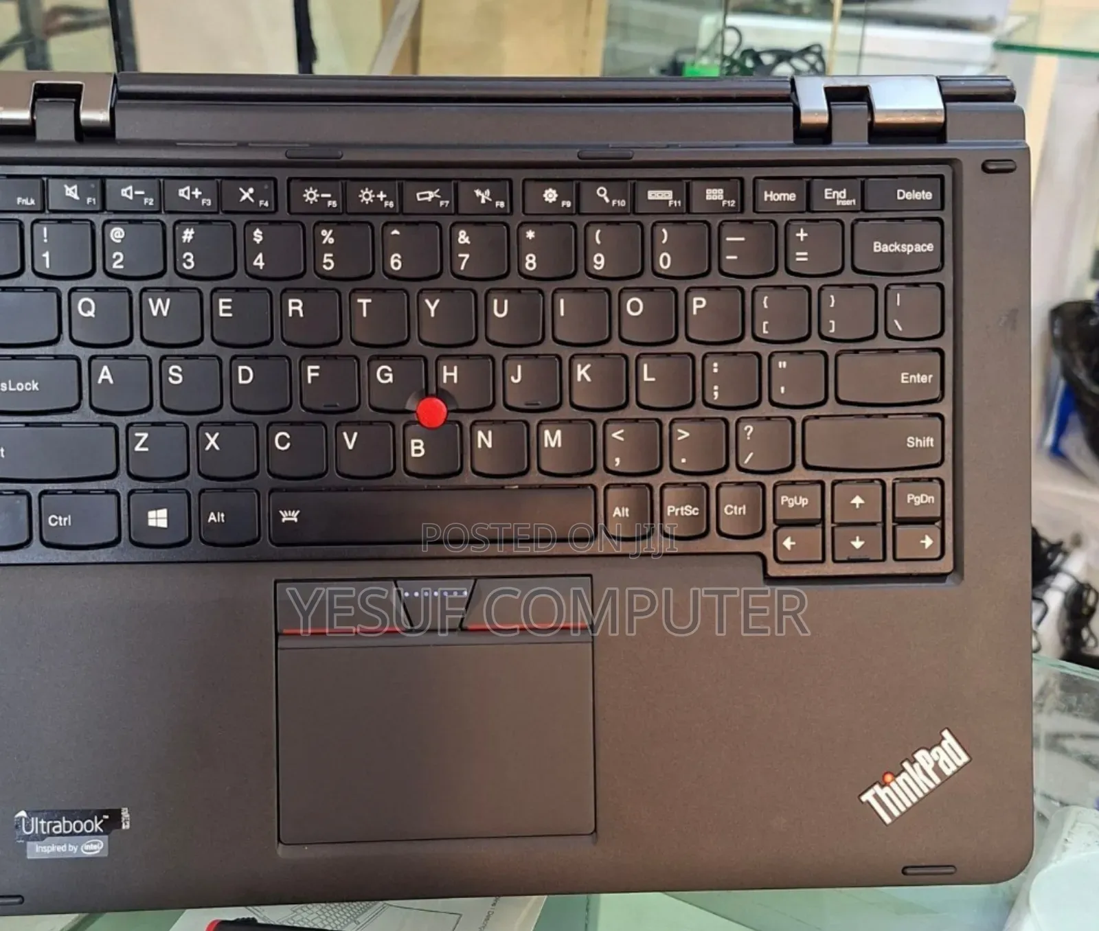 New Laptop Lenovo ThinkPad Yoga 8GB Intel Core I7 SSD 500GB
