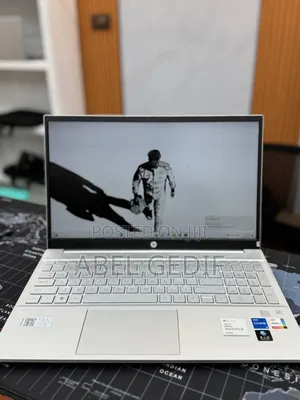 Photo - New Laptop HP Pavilion 15 16GB Intel Core I5 SSD 1T