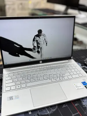 New Laptop HP Pavilion 15 16GB Intel Core I5 SSD 1T