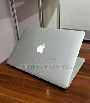 New Laptop Apple MacBook Air 2015 8GB Intel Core I5 SSD 256GB