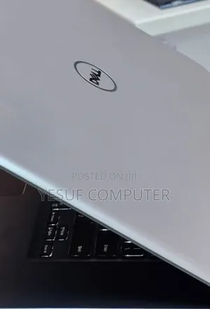 New Laptop Dell Inspiron 15 7000 8GB Intel Core I7 SSD 1T