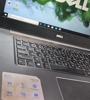New Laptop Dell Inspiron 15 8GB Intel Core I7 SSD 1T