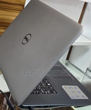 New Laptop Dell Inspiron 15 8GB Intel Core I7 SSD 1T