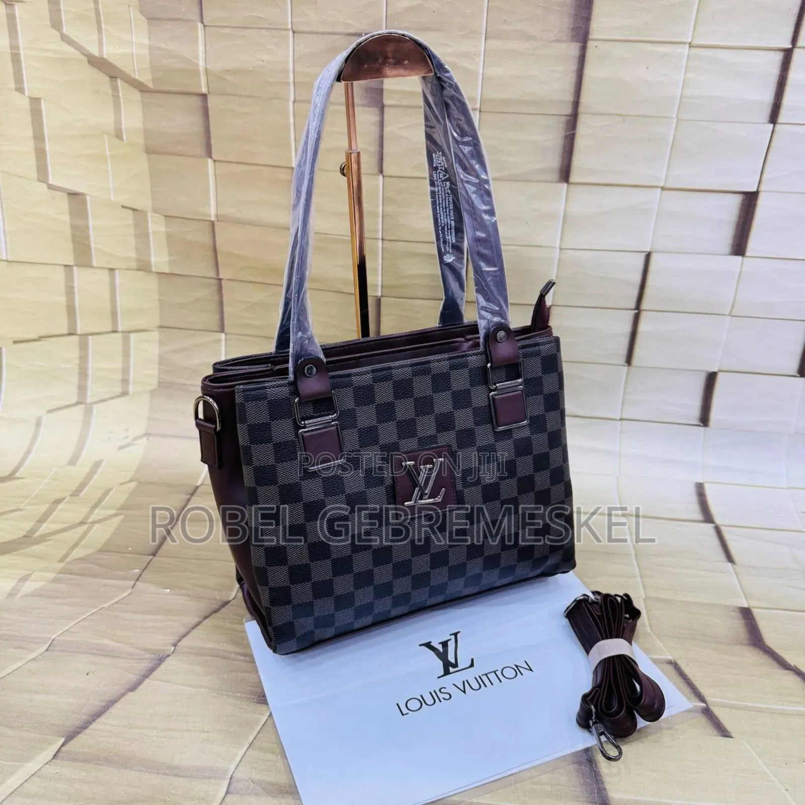 Louis Vuitton 
Sling Bag 2700 Birr