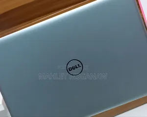 New Laptop Dell Inspiron 15 8GB Intel Core I7 SSD 1T