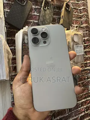 New Apple iPhone 15 Pro Max 256 GB Silver