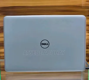 New Laptop Dell Inspiron 15 8GB Intel Core I7 SSD 1T