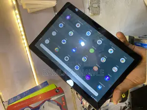 Photo - Lenovo Tab M10 32 GB Black