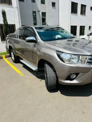 Toyota Hilux 2019 Gray