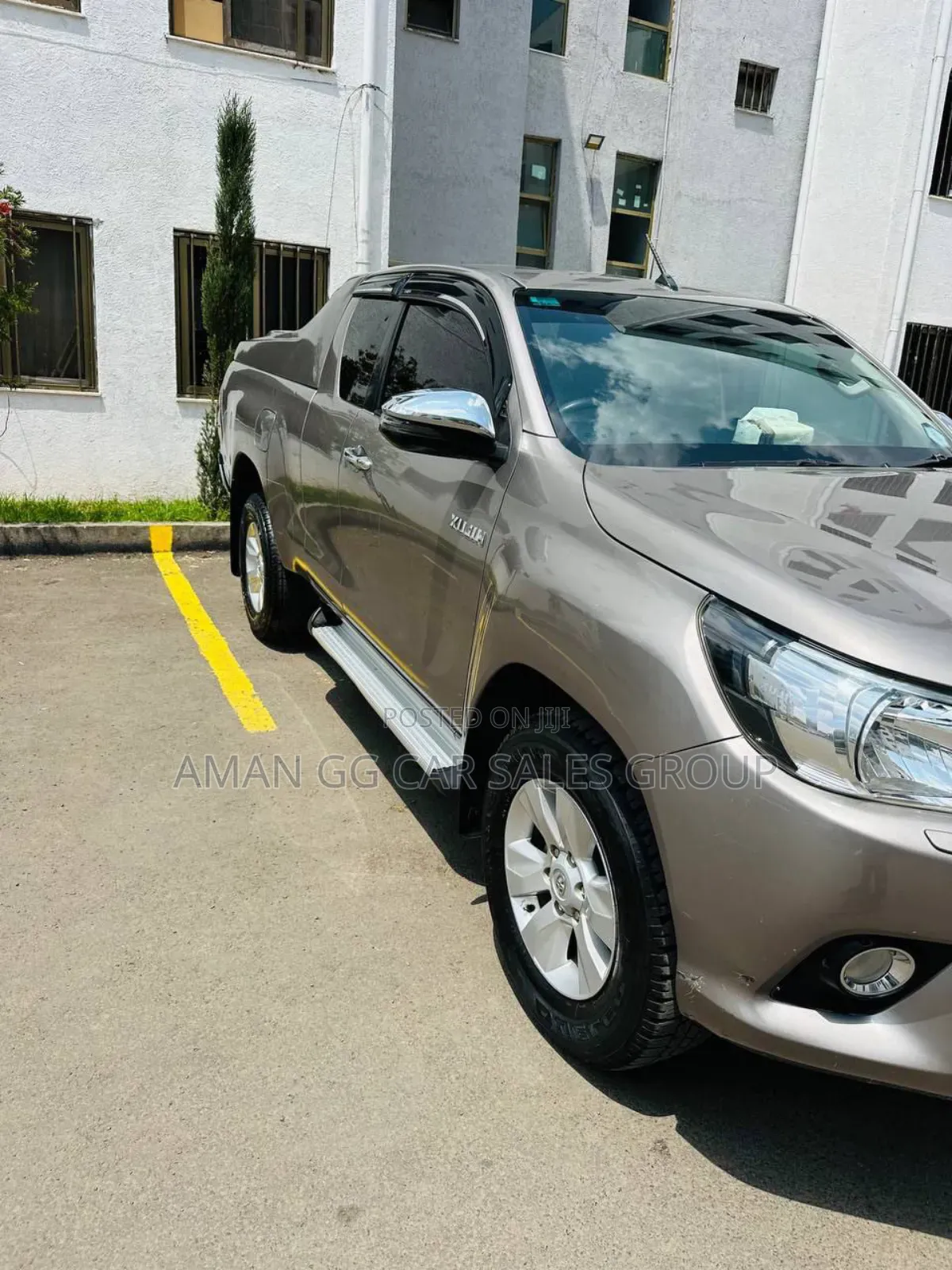 Toyota Hilux 2019 Gray