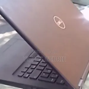 New Laptop Dell 8GB Intel Core i5 SSD 512GB