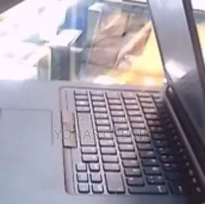 New Laptop Dell 8GB Intel Core i5 SSD 512GB