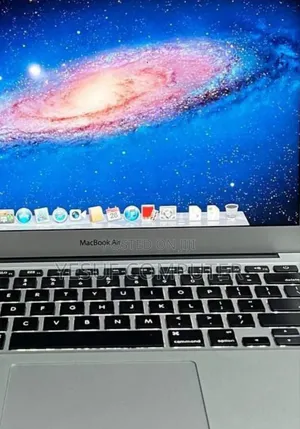 New Laptop Apple MacBook Air 2015 8GB Intel Core I5 SSD 256GB