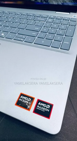 New Laptop Dell 32GB AMD Ryzen 7 SSD 1T