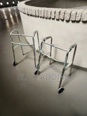 Walker Foldable Walker咩留almunium Walker痲不brand New Walker胺我walker New