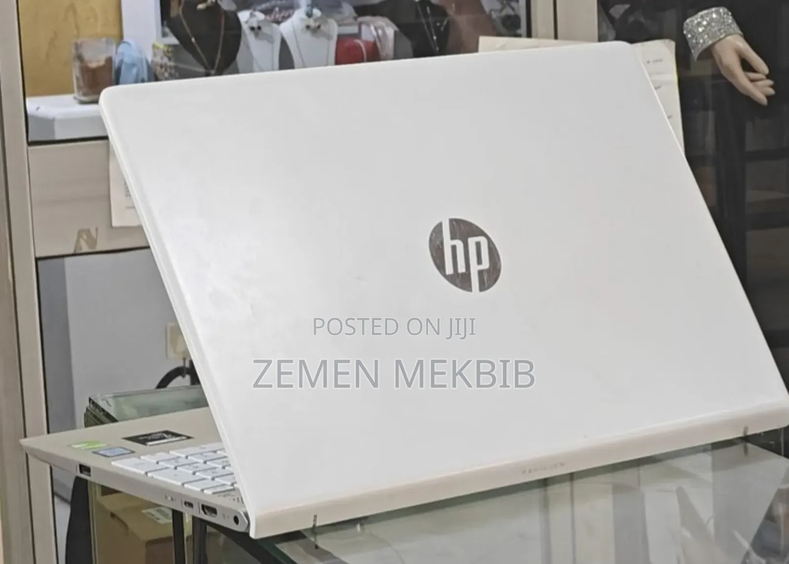 New Laptop HP Pavilion 15 8GB Intel Core I5 HDD+SSD 1.5T