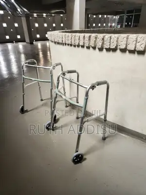 Foldable Walker求情medical Walker腔說walker段的brand New Walker朱紅walker