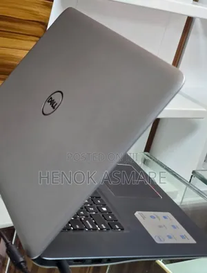 Photo - New Laptop Dell Inspiron 15 8GB Intel Core I7 SSD 1T