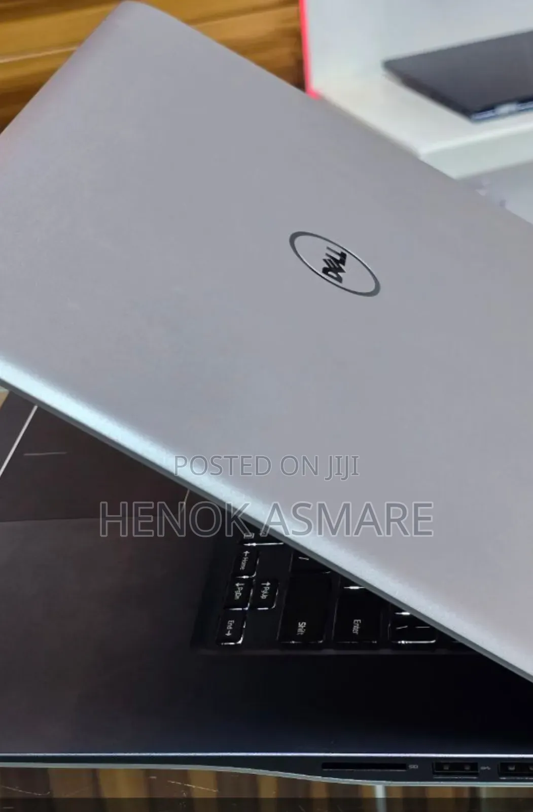 New Laptop Dell Inspiron 15 8GB Intel Core I7 SSD 1T