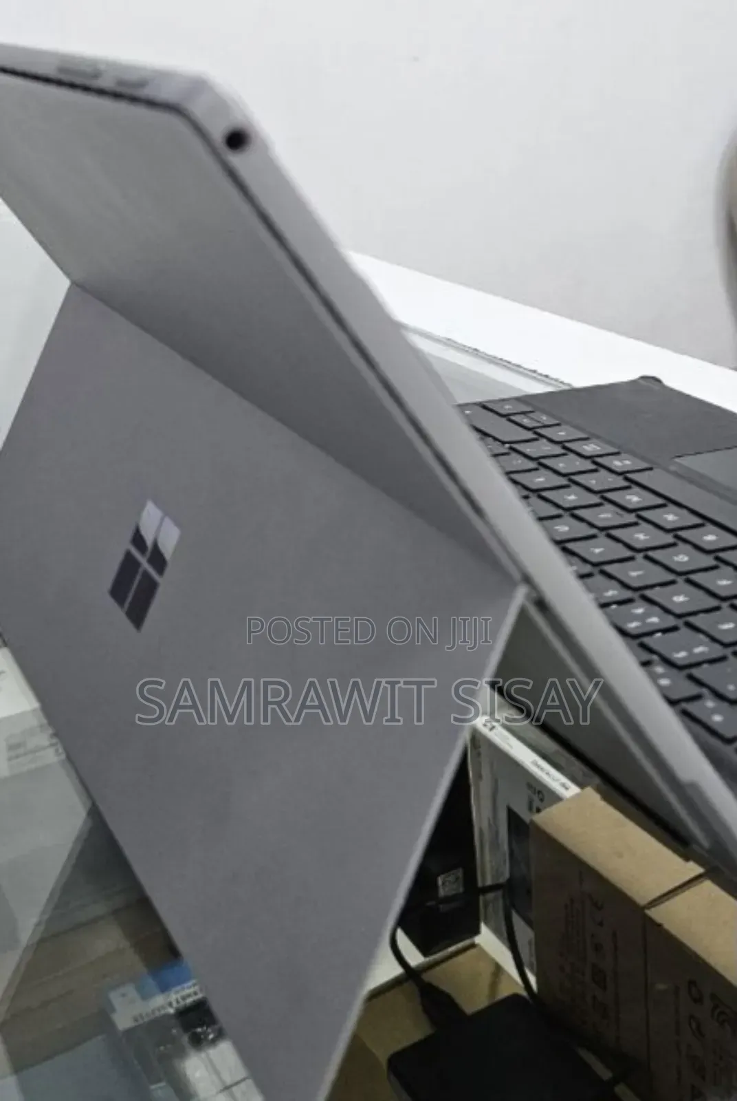 New Laptop Microsoft Surface Pro 7 8GB Intel Core I5 SSD 128GB