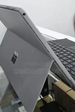 Photo - New Laptop Microsoft Surface Pro 7 8GB Intel Core I5 SSD 128GB