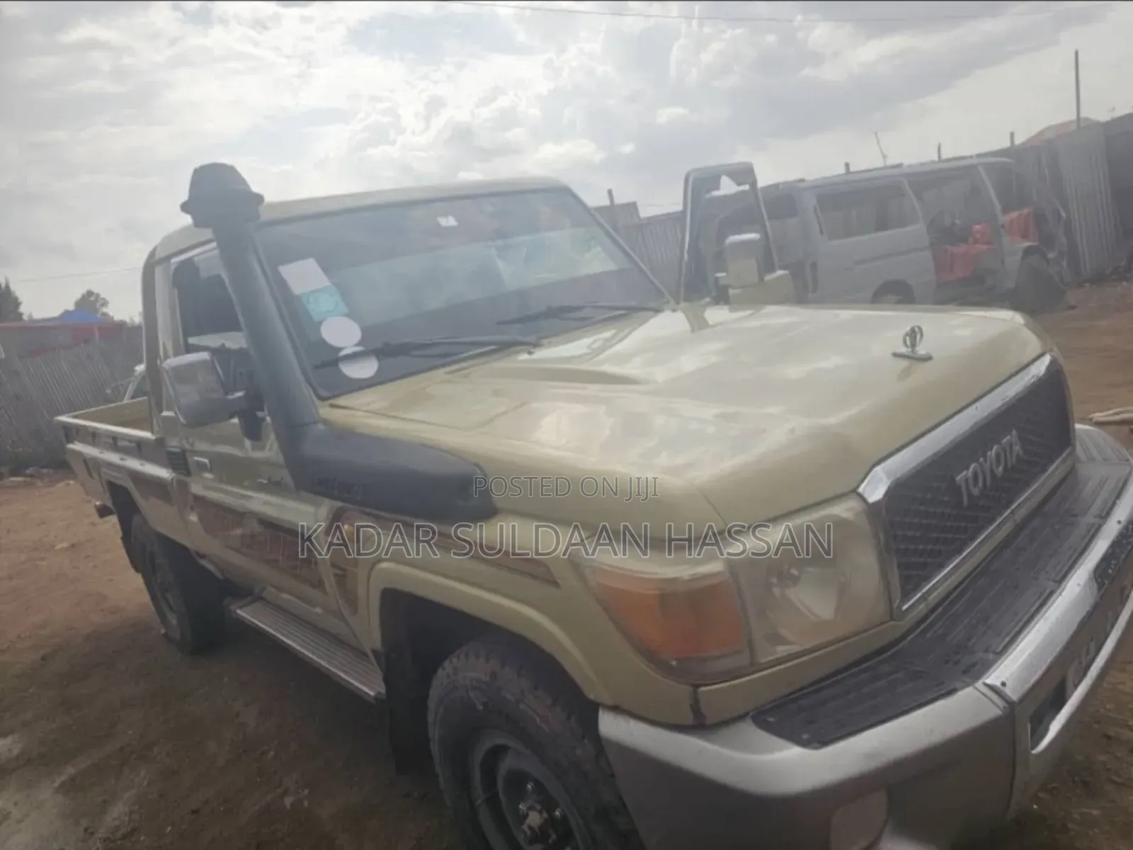 Toyota Land Cruiser 3.3 Diesel 4WD 2022 Beige