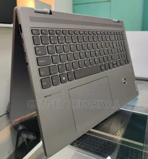 New Laptop Lenovo Yoga 700 32GB AMD Ryzen 5 SSD 512GB