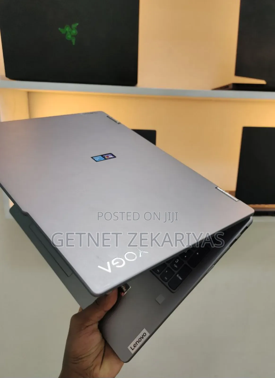 New Laptop Lenovo Yoga 700 32GB AMD Ryzen 5 SSD 512GB