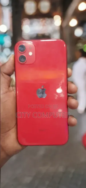 Photo - New Apple iPhone 11 64 GB Red