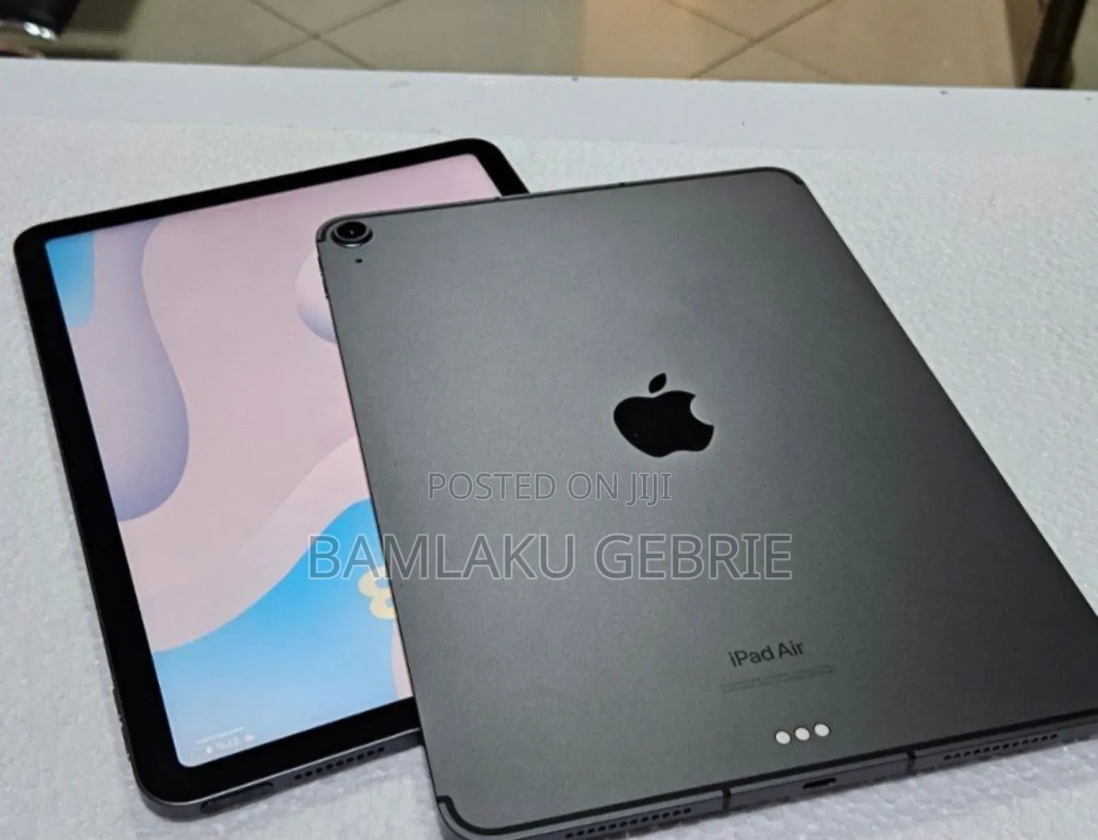 New Apple iPad Air 64 GB Gray