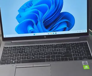 New Laptop HP ZBook Firefly 15 G7 16GB Intel Core I7 SSD 1T