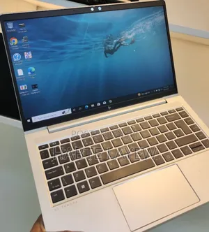 New Laptop HP EliteBook 820 16GB AMD Ryzen 5 SSD 512GB