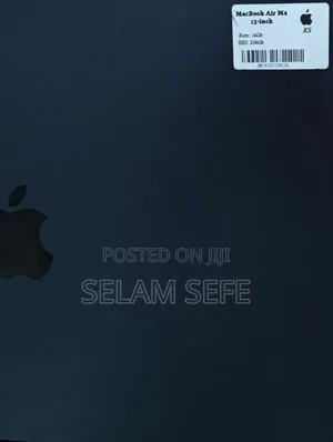 Photo - New Laptop Apple MacBook Air 2025 M4 13-Inch 16GB Apple M4 SSD 256GB