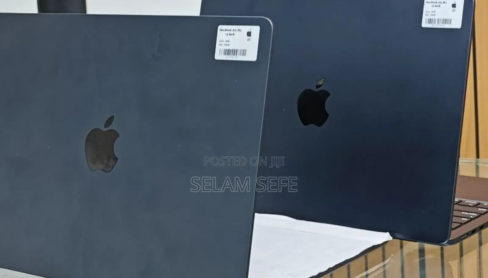 New Laptop Apple MacBook Air 2025 M4 13-Inch 16GB Apple M4 SSD 256GB