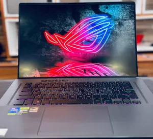 New Laptop Asus ROG Zephyrus G16 16GB Intel Core I9 SSD 1T