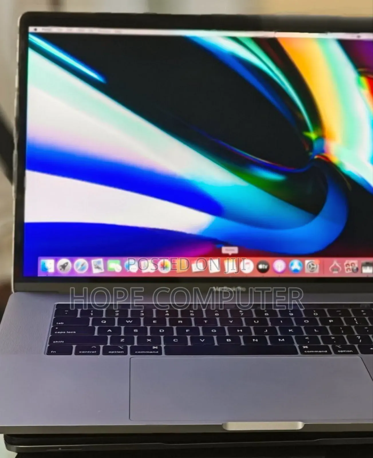 New Laptop Apple MacBook Pro 2019 32GB Intel Core I9 SSD 512GB