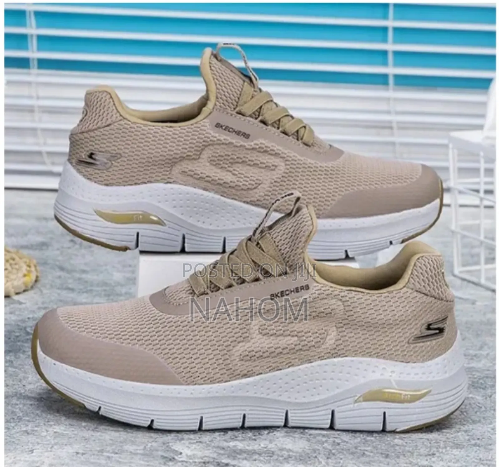 Skechers Archfit Shoes