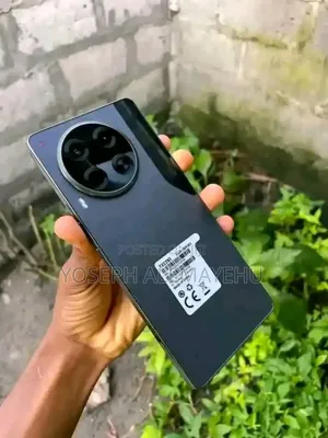 Photo - Tecno Camon 30 5G 256 GB Black