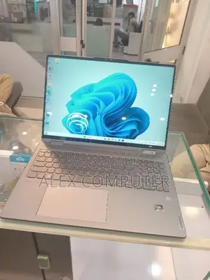 New Laptop Lenovo Yoga 7 15ITL5 16GB AMD Ryzen 5 SSD 512GB